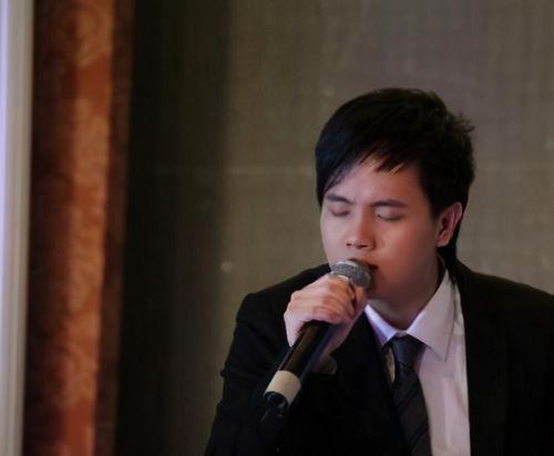 郑源连麦明星网红,携手明星网红共谱音乐新篇章