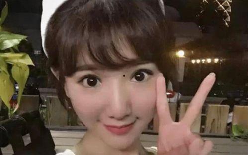 捏娃娃明星网红是谁呀,她是如何成为娃娃控的领军人物？